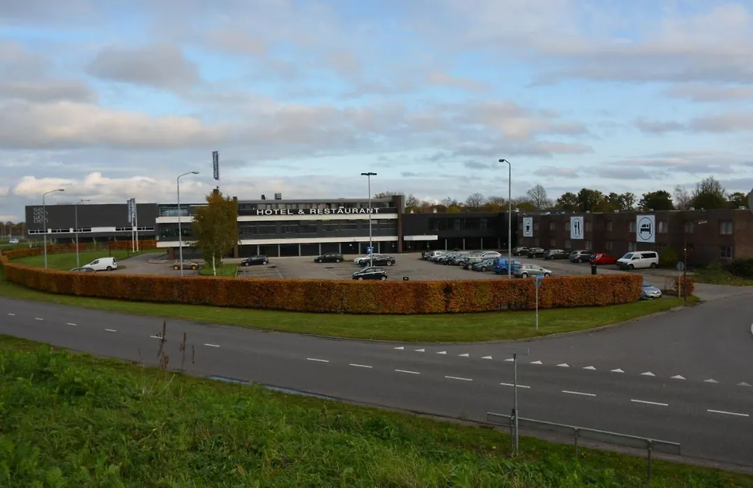 HOTEL2Heerenveen-1